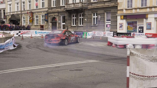 Majówka z Drift Open na ulicach Kłodzka [Foto]