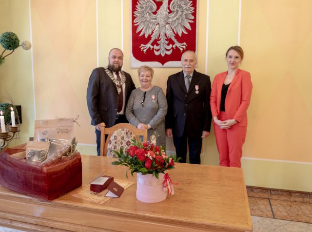 [FOTO] Maj przyniósł gminie Szczytna aż 3 przepiękne małżeńskie jubileusze