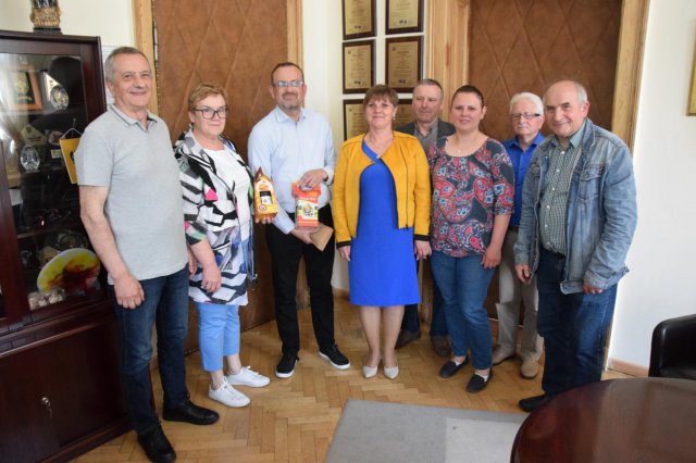 Starosta Kłodzki uhonorowany członkostwem w Polskim Związku Pszczelarzy