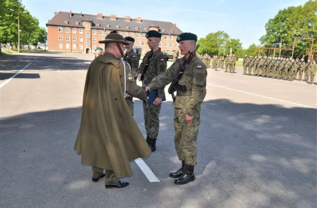 Żołnierze służby przygotowawczej złożyli uroczystą przysięgę wojskową [Foto]