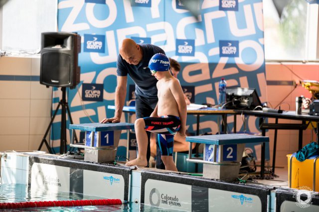 Pływacy HS Team Kłodzko zdobyli 23 medale podczas międzynarodowych zawodów w Kędzierzynie-Koźlu