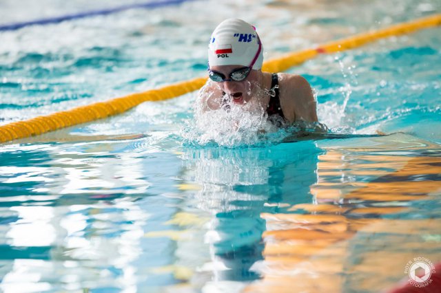 Pływacy HS Team Kłodzko zdobyli 23 medale podczas międzynarodowych zawodów w Kędzierzynie-Koźlu