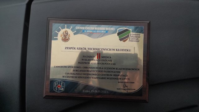 Uczniowie ZST Kłodzko na podium Zawodów Sportowo-Obronnych dla klas mundurowych w Ustce 