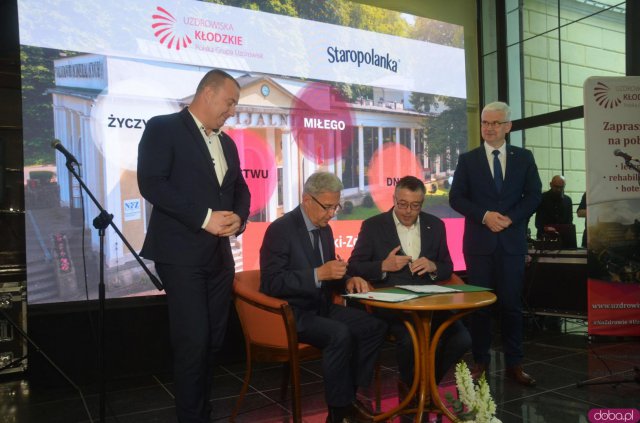 Rozpoczyna się termomodernizacja budynków Jan Kazimierz w Dusznikach-Zdroju i Polonia w Kudowie-Zdroju
