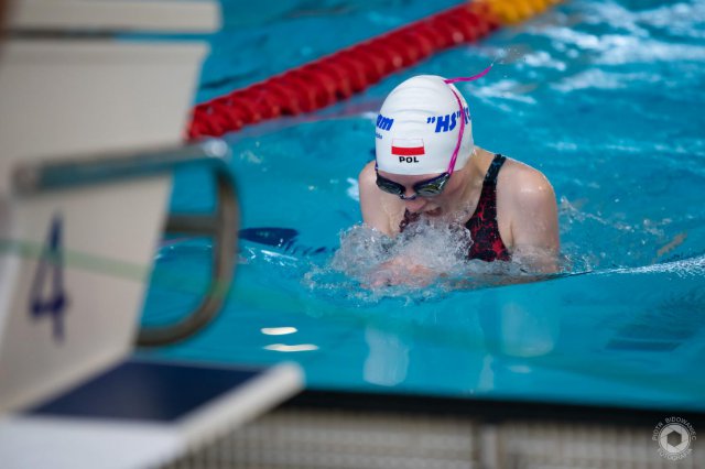 Sukcesy pływaków HS Team Kłodzko podczas rywalizacji w Rybniku i we Wrocławiu