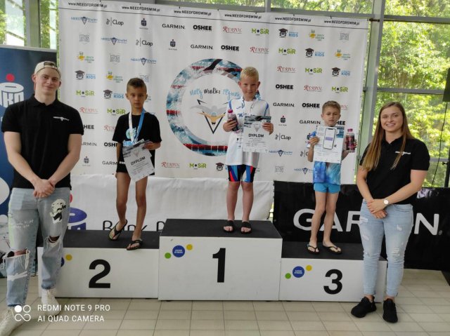 Sukcesy pływaków HS Team Kłodzko podczas rywalizacji w Rybniku i we Wrocławiu