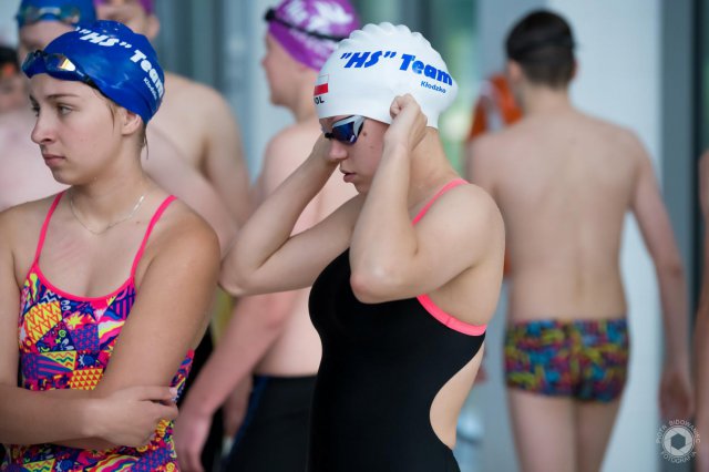 Sukcesy pływaków HS Team Kłodzko podczas rywalizacji w Rybniku i we Wrocławiu