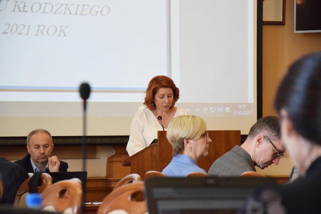 Sesja absolutoryjna Rady Powiatu Kłodzkiego 