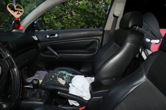 Rzucał kamieniami w samochód, w którym znajdowało się 9-miesieczne dziecko [Foto]