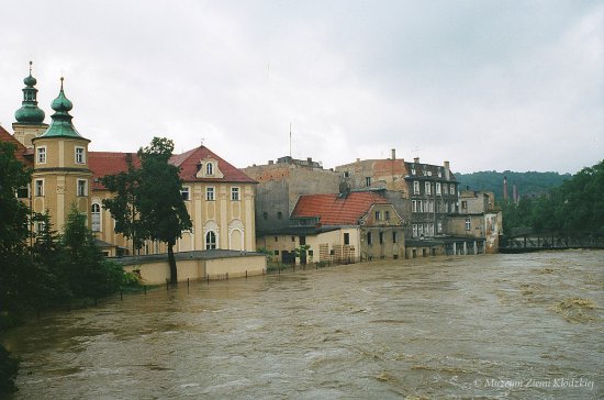 Mija 25 lat od powodzi 1000-lecia