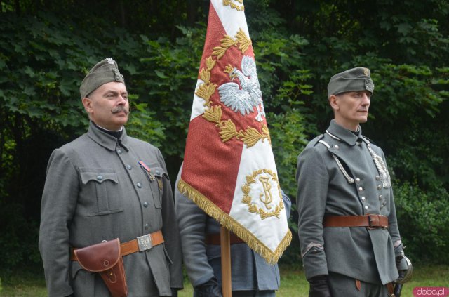 Uhonorowanie mogiły