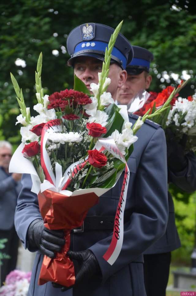 Uhonorowanie mogiły