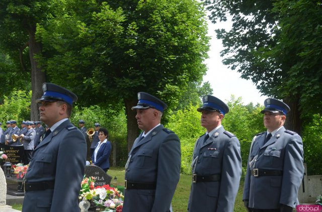 Uhonorowanie mogiły