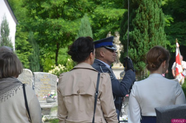 Uhonorowanie mogiły