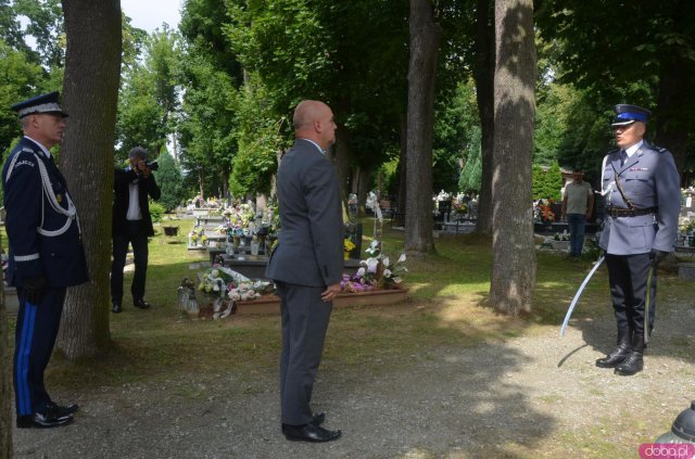 Uhonorowanie mogiły