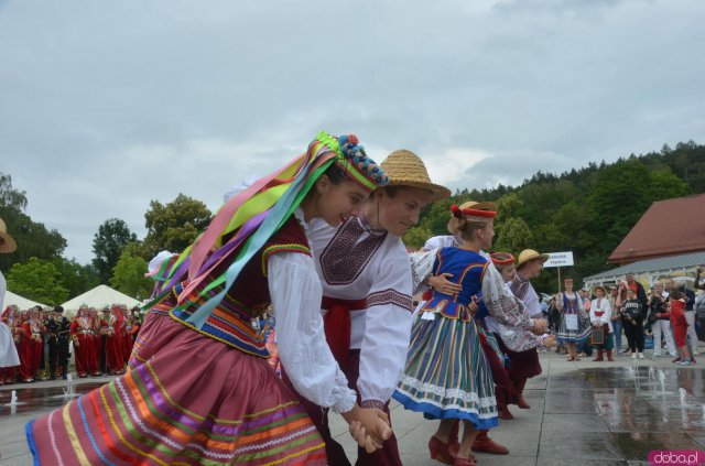 Międzynarodowy Festiwal Folklorystyczny Świat pod Kyczerą w Polanicy-Zdroju 