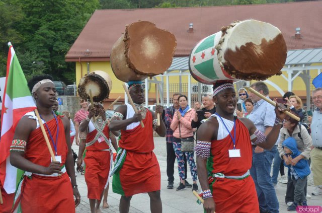 Międzynarodowy Festiwal Folklorystyczny Świat pod Kyczerą w Polanicy-Zdroju 