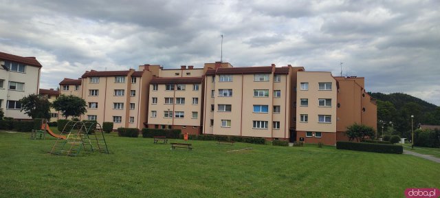 Płacimy spore pieniądze za czynsz, a teraz jeszcze te ogromne dopłaty. Mieszkańcy osiedla w Szczytnej żądają jasnych rozliczeń 
