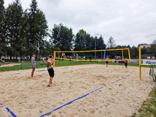 Mistrzostwa Kłodzka w siatkówce plażowej za nami [Foto]