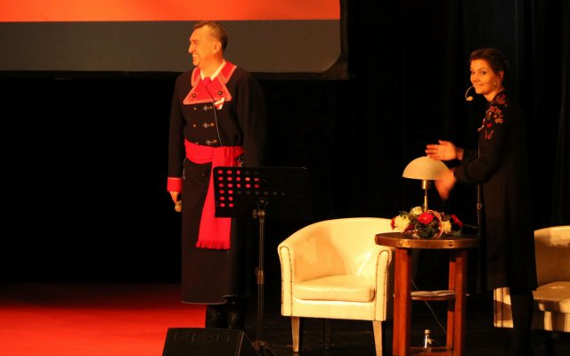 11.11.2022 Polanica-Zdrój, śpiewanie patriotyczne
