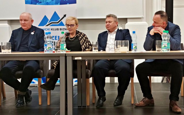 Konferencja „Kłodzko. Samorząd, biznes i bezpieczeństwo. Lokalnie, regionalnie i globalnie, 14.1.2022