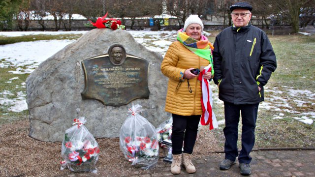 Odłonięcie tablicy poświęconej Wiesławowi Mikicie, Lądek-Zdrój 5.3.2023