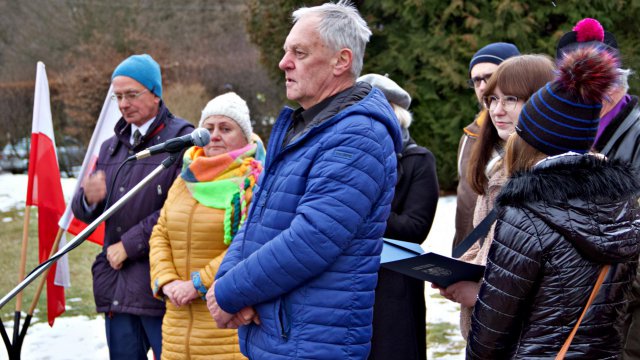 Odłonięcie tablicy poświęconej Wiesławowi Mikicie, Lądek-Zdrój 5.3.2023