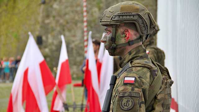 Przysięga nowych żołnierzy 16 Dolnośląskiej Brygady Obrony Terytorialnej. Kłodzko, 21.5.2023