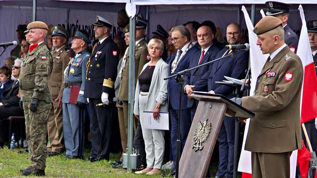 Przysięga nowych żołnierzy 16 Dolnośląskiej Brygady Obrony Terytorialnej. Kłodzko, 21.5.2023