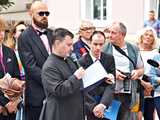 Odsłonięcie pomnika Violett Villas. Lewin Kłodzki, 10.6.2023