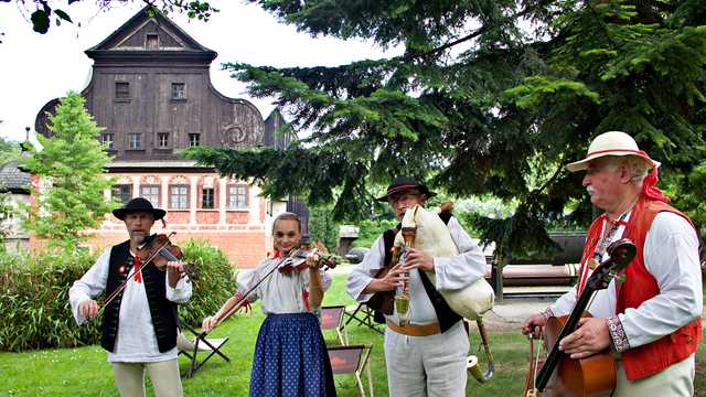 23 czerwca, Duszniki-Zdrój: Wernisaż wystawy „Dziedzictwo kulturowe UNESCO. Czesko polski-ślad”