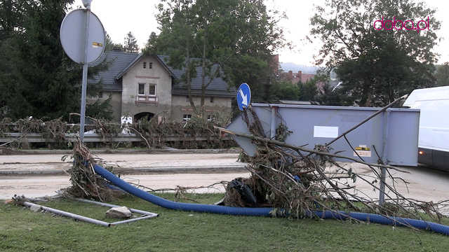 Konwój humanitarny z Bielawy dotarł do Stronia Śląskiego