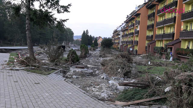 Konwój humanitarny z Bielawy dotarł do Stronia Śląskiego