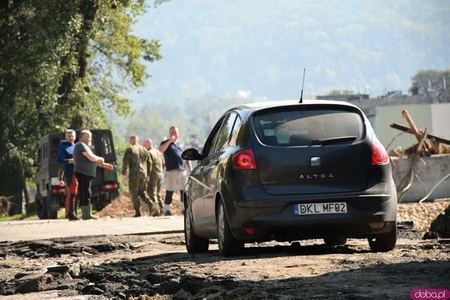 [WIDEO/FOTO] Lądek-Zdrój pogrążony po powodzi. Postapokaliptyczny obraz miasta, które nawiedził żywioł