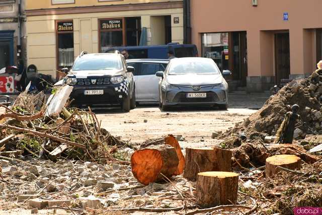 [WIDEO/FOTO] Lądek-Zdrój pogrążony po powodzi. Postapokaliptyczny obraz miasta, które nawiedził żywioł