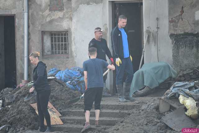 [WIDEO/FOTO] Lądek-Zdrój pogrążony po powodzi. Postapokaliptyczny obraz miasta, które nawiedził żywioł