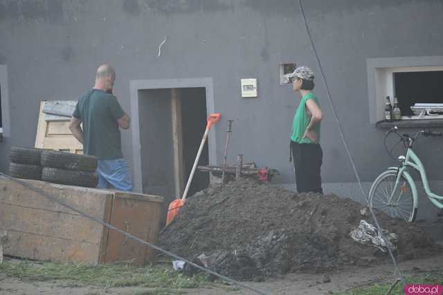 [WIDEO/FOTO] Lądek-Zdrój pogrążony po powodzi. Postapokaliptyczny obraz miasta, które nawiedził żywioł