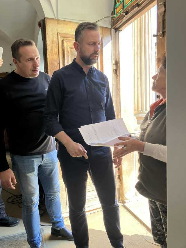 [FOTO] Wicepremier i marszałek województwa odwiedzili powiat kłodzki po powodzi