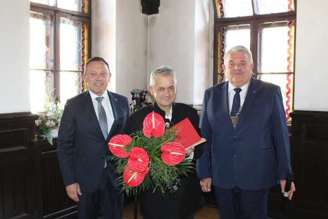 [FOTO] Leszek Kopcio Zasłużonym dla Miasta Nowej Rudy