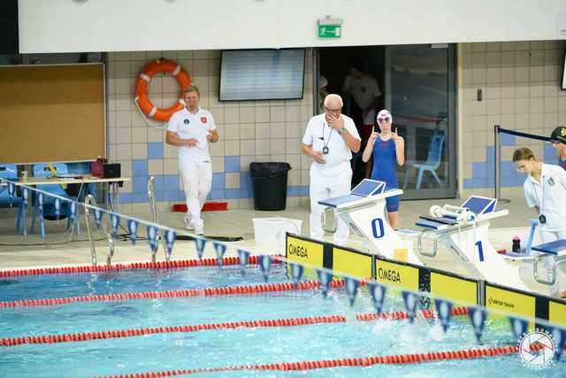 [FOTO] Młode pływaczki z Kłodzka znowu z medalami! Tym razem na Ogólnopolskich Zawodach w Poznaniu