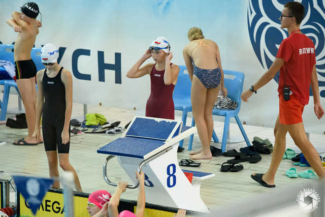 [FOTO] Młode pływaczki z Kłodzka znowu z medalami! Tym razem na Ogólnopolskich Zawodach w Poznaniu