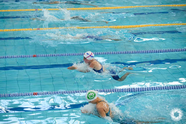 [FOTO] Młode pływaczki z Kłodzka znowu z medalami! Tym razem na Ogólnopolskich Zawodach w Poznaniu