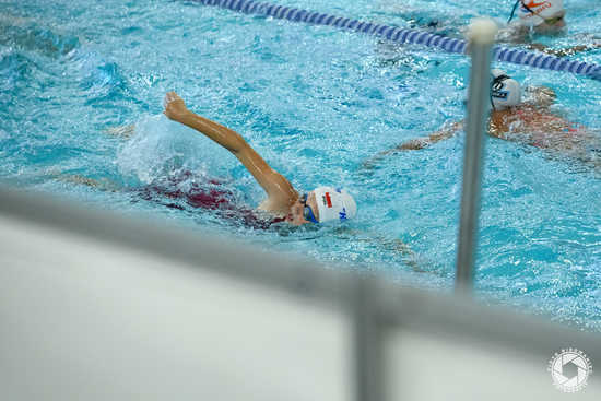 [FOTO] Młode pływaczki z Kłodzka znowu z medalami! Tym razem na Ogólnopolskich Zawodach w Poznaniu