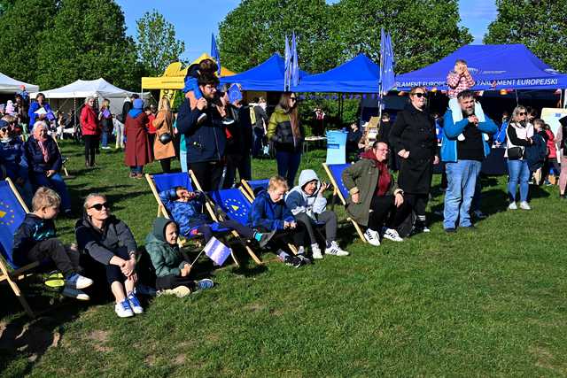 [FOTO] Masa atrakcji na Pikniku Europejskim na Osiedlu Kruczkowskiego w Kłodzku