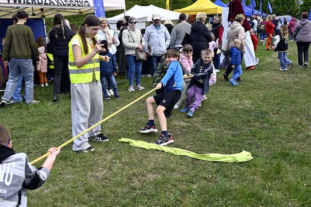 [FOTO] Masa atrakcji na Pikniku Europejskim na Osiedlu Kruczkowskiego w Kłodzku
