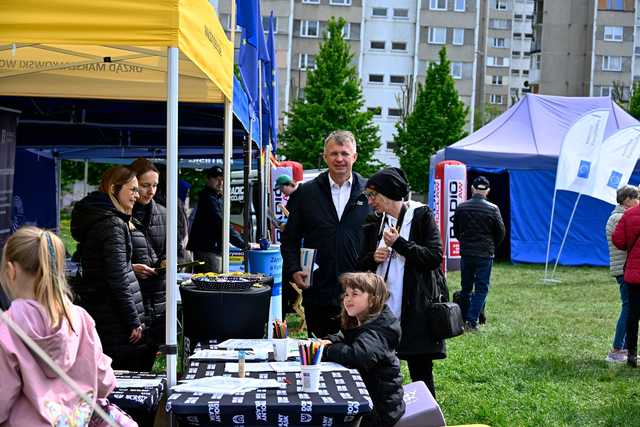 [FOTO] Masa atrakcji na Pikniku Europejskim na Osiedlu Kruczkowskiego w Kłodzku