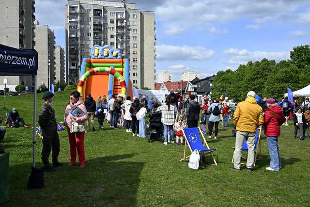 [FOTO] Masa atrakcji na Pikniku Europejskim na Osiedlu Kruczkowskiego w Kłodzku