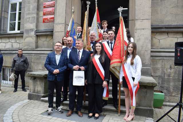 [FOTO] Zjazd pokoleń w Bystrzycy Kłodzkiej. I LO świętuje w tym roku 80-lecie istnienia