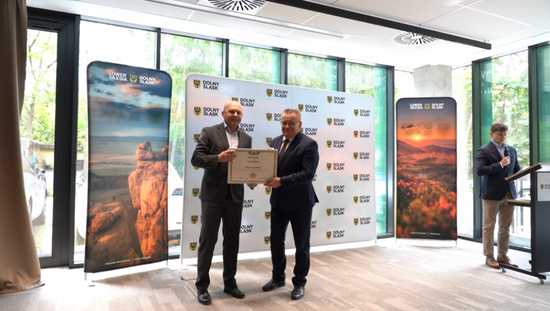 [FOTO] Ponad 1,6 mln złotych na modernizację infrastruktury sportowej w Jaszkowej Dolnej