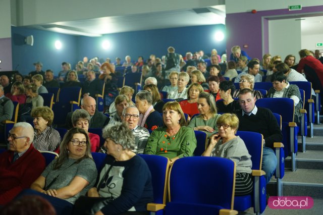 Koncert kolęd i utworów świątecznych z zespołem Universe